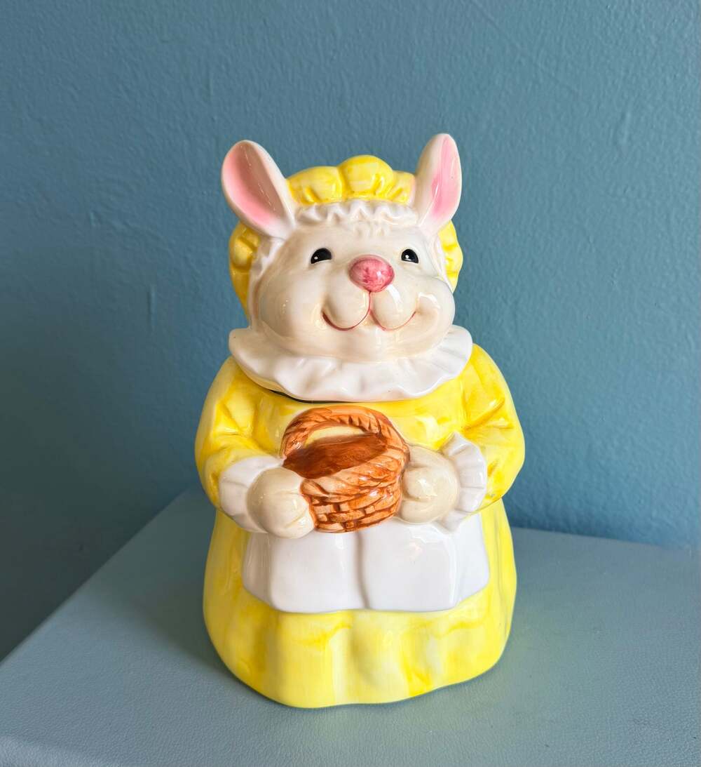 Vintage Ceramic Rabbit Bunny Cookie Jar Grandma Yellow Dress Bonnet Basket 9.5"